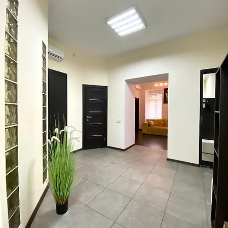 Apartment Katerynynskaya Square Marilyn Odesa